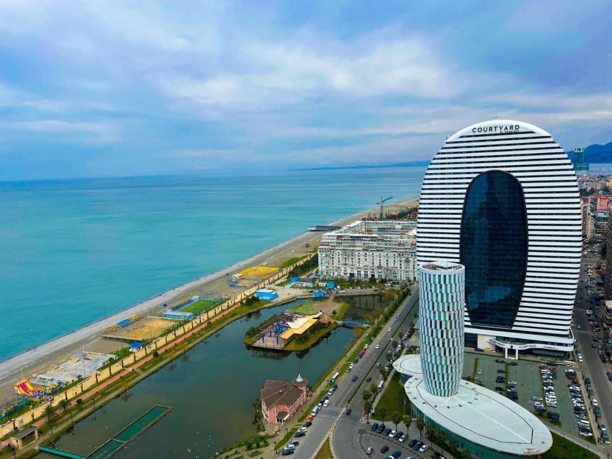 Sea View Aparthotel In Orbi City Batumi Exterior foto