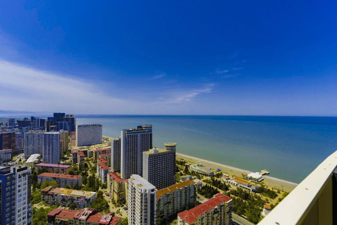 Sea View Aparthotel In Orbi City Batumi Exterior foto